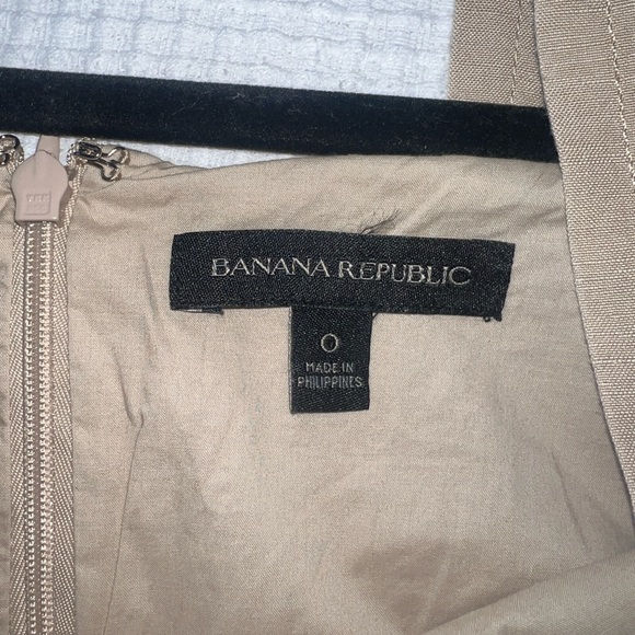 BANANA REPUBLIC Linen-Blend Button-Front Dress SIZE: 0 - Picture 7 of 9